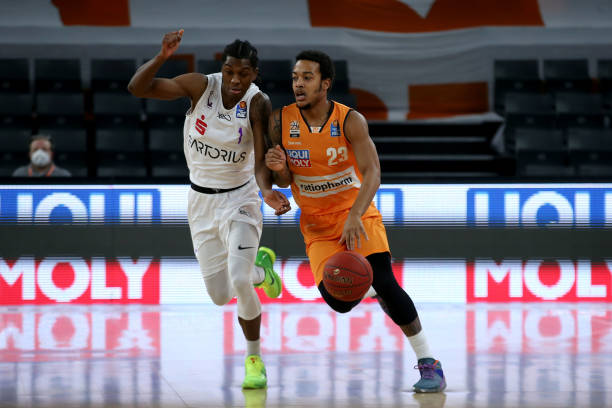 形成了连贯 形成了连贯