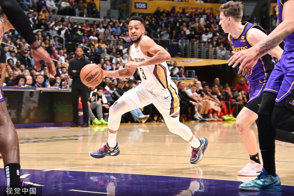 场上的专注 场上的专注