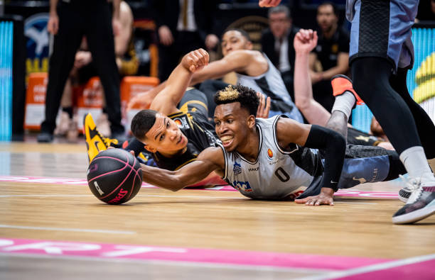 国际赛事中 国际赛事中